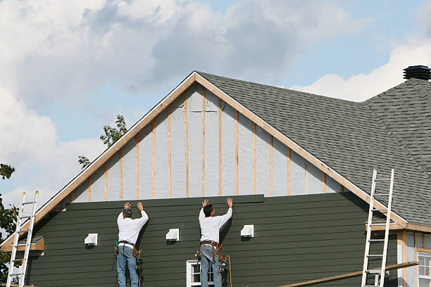 Professional Siding Contractor technician working in Columbia, PA